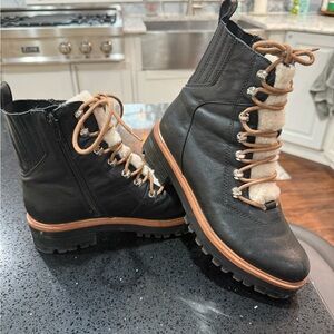 Stylish Black Leather Women's Boots